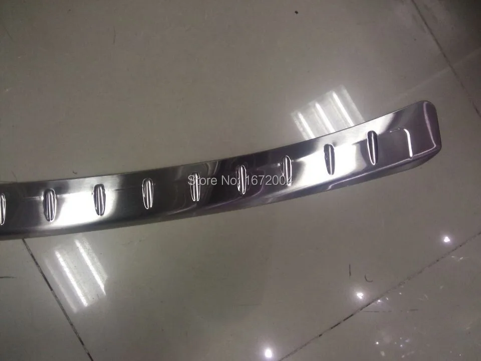 Защитная накладка заднего бампера для Nissan PATROL 2012