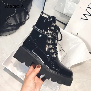 

MEGCIA 2019 Black Platform Women Boots Patent Leather Lace Up Ankle Boots Autumn Winter Metal Chain Boots Gothic Punk Shoes A950