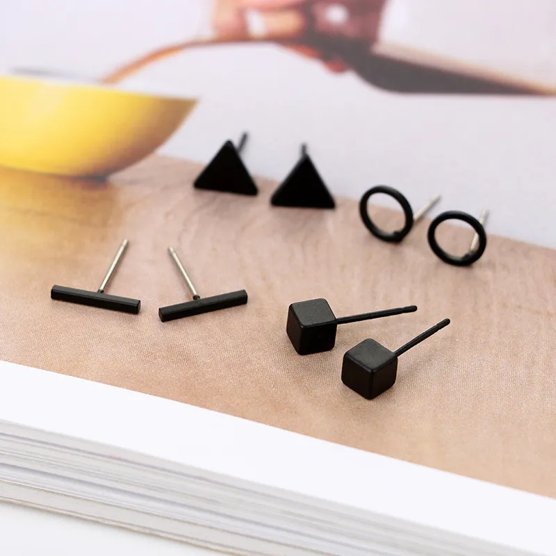 

2018 New Arrival Round triangle Shaped Silver Gold Black Color Alloy Stud Earring For Women Ear Jewelry 4 pairs
