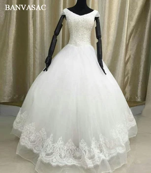 

BANVASAC 2017 New Luxury Crystals V Neck Wedding Dresses Sleeveless Satin Sequined Lace Bridal Ball Gowns