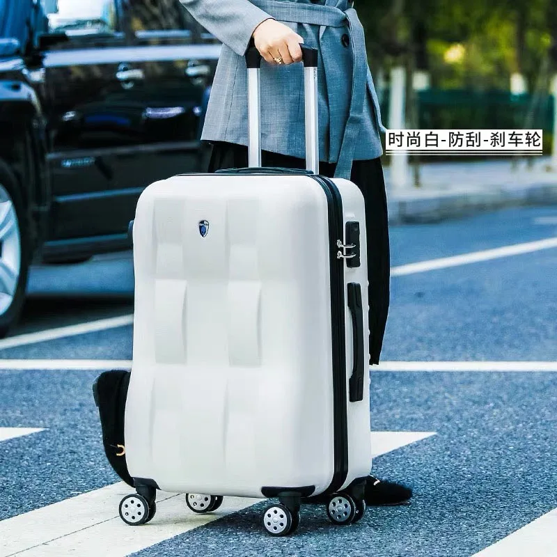 22 inch carry on luggage spinner