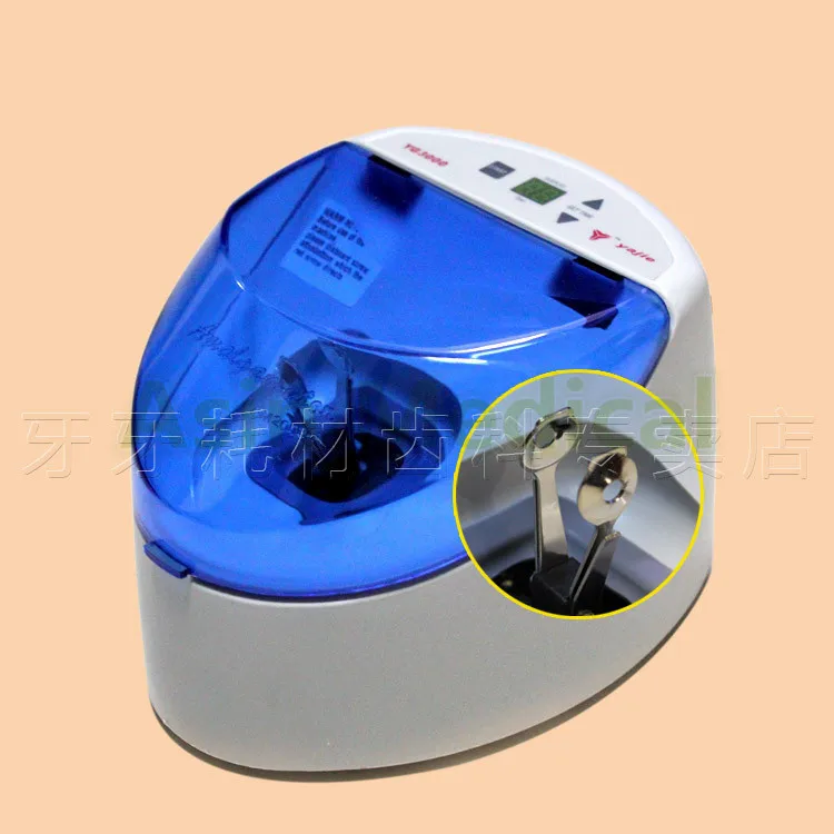 2016 New Arrival Digital Dental Amalgamator machine 3600 RPM Amalgama capsule mixer Toiletry Kits