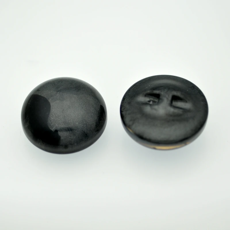 resinbutton001-2