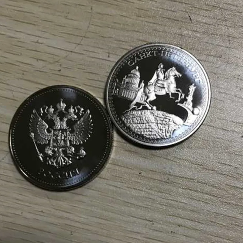 1PC Niue 2017 Year Of The Rooster Elizabeth II Silver-plated Collection Coin CA
