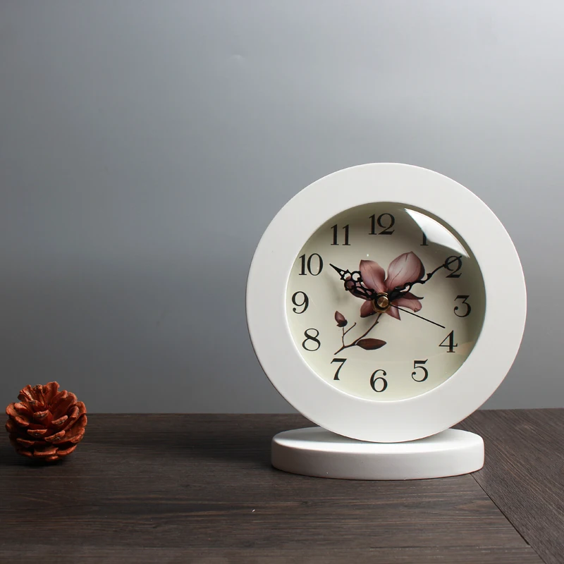 6 Inch White Classic Wooden Silent Table Clock Retro creative Art Desk Clock Home decro