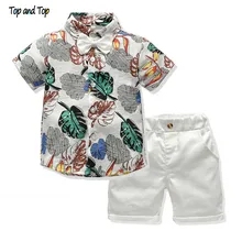 Топ и топ летние пляжные Стиль комплект одежды для мальчиков Повседневное цветок галстук-бабочка с принтом и штаны, футболка+ шорты для мальчиков Костюм из 2 предметов