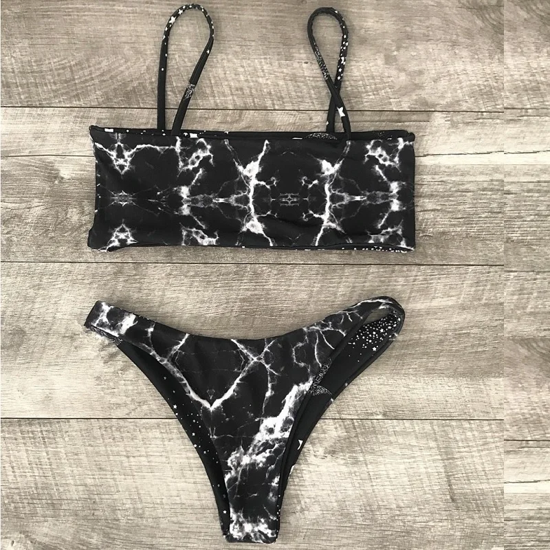 

2018 Sexy Ladies One Word Bikinis Bandeau Push Up Halter Striped Female Swimsuit Thong Double-side Printed Swimwear Bathing Suit