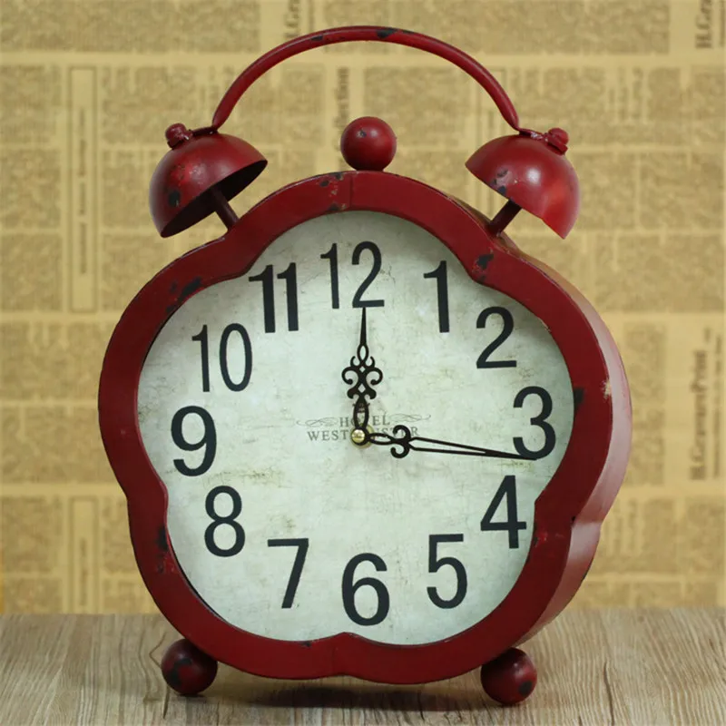 Retro Vintage Alarm Clock Double Bell Backlight Silent Clock Quartz Movement Decorative Table Clocks Antique Classic Desk Clock