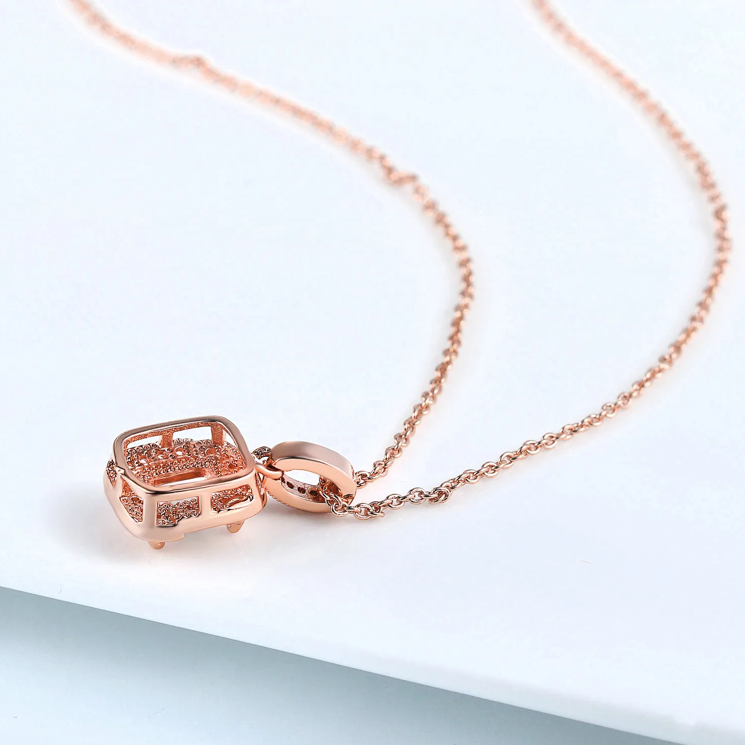 Double Fair Elegant Style Square Cut Stone Necklaces & Pendants For Women Rose Gold Color Fashion Jewelry Women's Chain DFN408