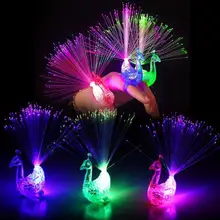 Палец светящееся кольцо светодиодный вечерние сувениры светящиеся лучи лампа в форме павлина подарок