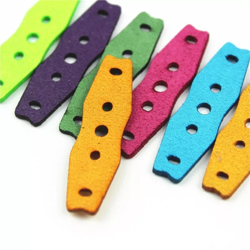 

50PCS Hunting Microfiber Leather Slingshots Pouches With Center Hole for Outdoor Catapults Sling Shots Accessories