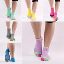 Новые Нескользящие женские носки для йоги, Нескользящие, пять пальцев, открытая спина, хлопок, силикон, 5 носок, дышащие носки балетная одежда для фитнеса