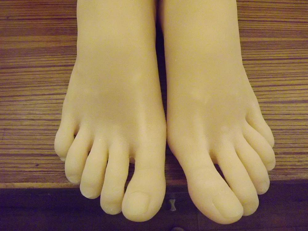 Free Shipping!Silicone Fake Foot,Inner-Bone Inside,Toe Move Freely,Feet Model,foot fetish toys