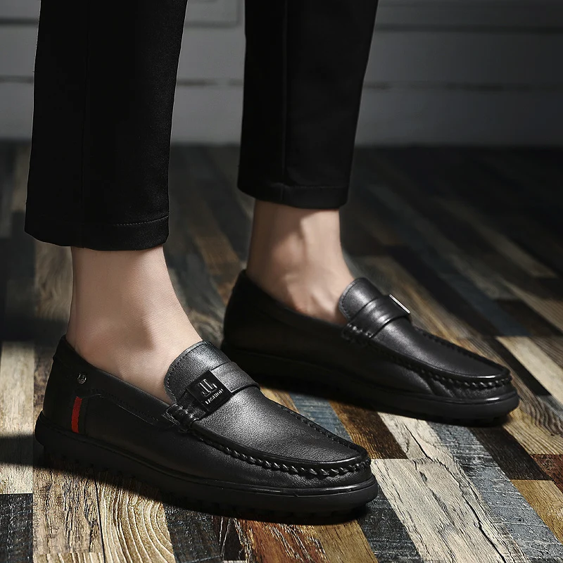 

2018 new Genuine Leather Men Loafers High Quality Men's Slip On Styles Flats Driving Shoes Men Soft Shoes 5