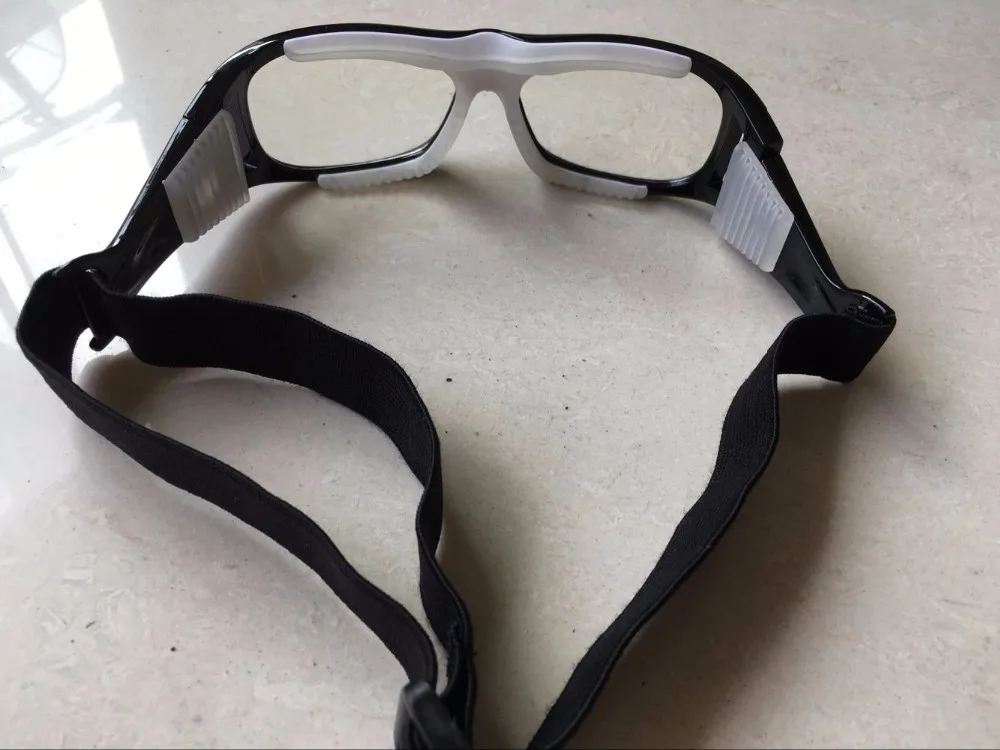 FB12497481EC6AD2A54A918C3181B4E7