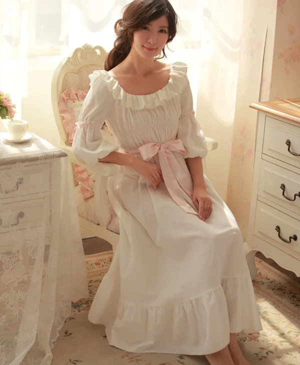 

Free Shipping 100% Cotton Princess Nightdress Royal Pijamas Long White Nightgown Women's Sleepwear Ladies pijamas femininos