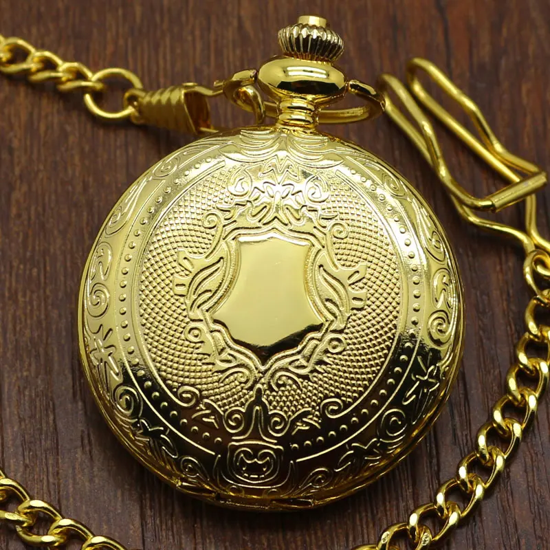 2017 New Arrival Golden Luxury Shield Crown Pattern Quartz Pocket Watch Round Pendant Men Women Gift 1