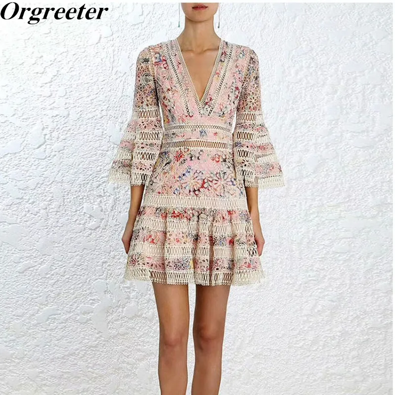 

High-end custom Tide brand Women Dress 2018 New floral embroidery Hollow Lace Patchwork dress deep v flare sleeve dress Vestidos