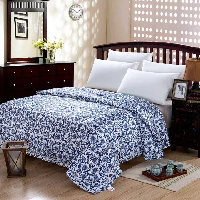 Mulberry Natural Silk Comforter Blue And White Queen Size Mulberry Natural Silk Comforter Blue And White Queen Size Spring Summer Handmade Duvet Bedspread Bedding Decorative Pattern