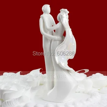 

2pcs/Lot Wedding Cake Decoration Party Supplies Ceramic Bride and groom Couple Figurines Wedding Cake Toppers