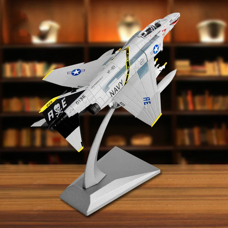 17,7*12*14 см Американский F-4C призрак атаки машины Diecast F4 модель истребителя сплава Темно-авиасимулятор модель украшения 1:100