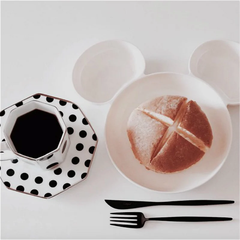 Newborn Baby Plate Pratos Melamine Cute Infant Feeding Plate Catoon Kids Fruit Dishes Platos Children Tableware pratos de jantar Newborn Baby Plate Pratos Melamine Cute Infant Feeding Plate Catoon Kids Fruit Dishes Platos Children Tableware pratos de jantar