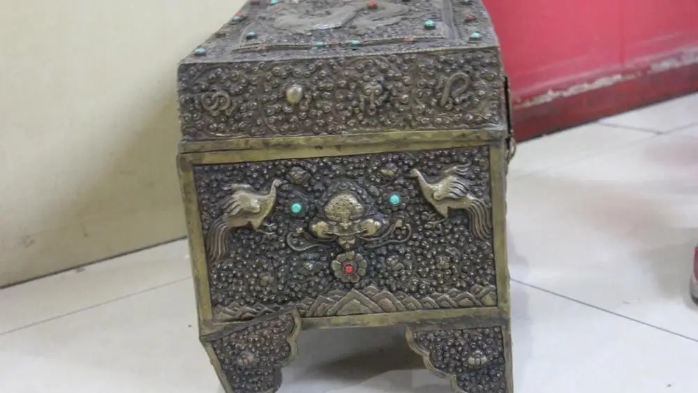 12 Tibet Cuivre Travail Manuel fait Bouddhisme Garuda oiseau Lion Dragon cas Boîte à Bijoux