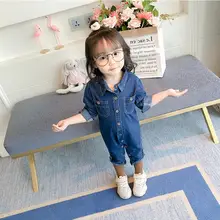 Весенние детские джинсовые комбинезоны для девочек; однобортный Повседневный джинсовый комбинезон с длинными рукавами и боковыми карманами для маленьких девочек; одежда для детей