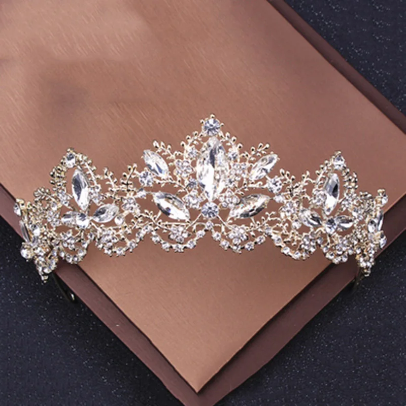 Tiara 4