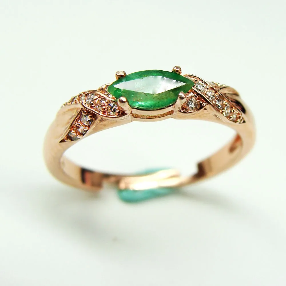 real green Colombia emerald 