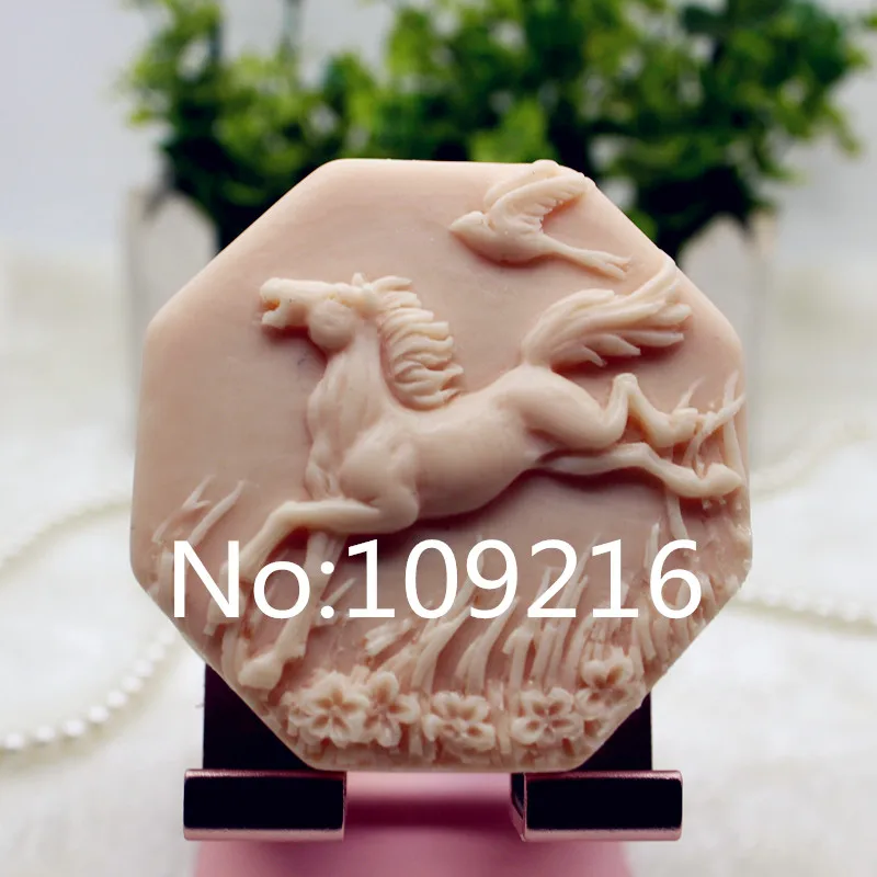 

New Product!!1pcs The Chinese Zodiac Horse (zx347) Food Grade Silicone Handmade Soap Mold Crafts DIY Mould