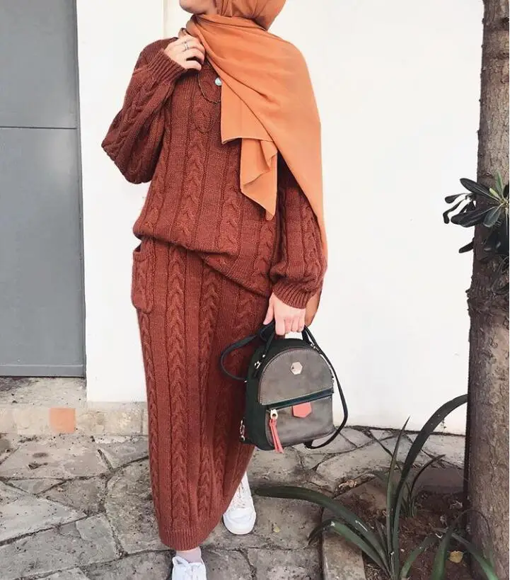 

Fashion Autumn Winter Wool Muslim Girl Set O Neck Sweater and Long Skirt Turkish Women White Grey Brown Suits 2 Pieces