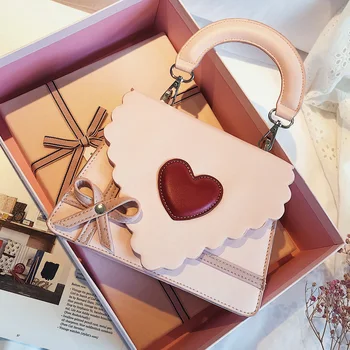 

2018 Fairy Cute Small Handbags Japanese Pu leather Women Lolita Pink Crossbody Bags Heart PatchWork Female Party Messenger Bags