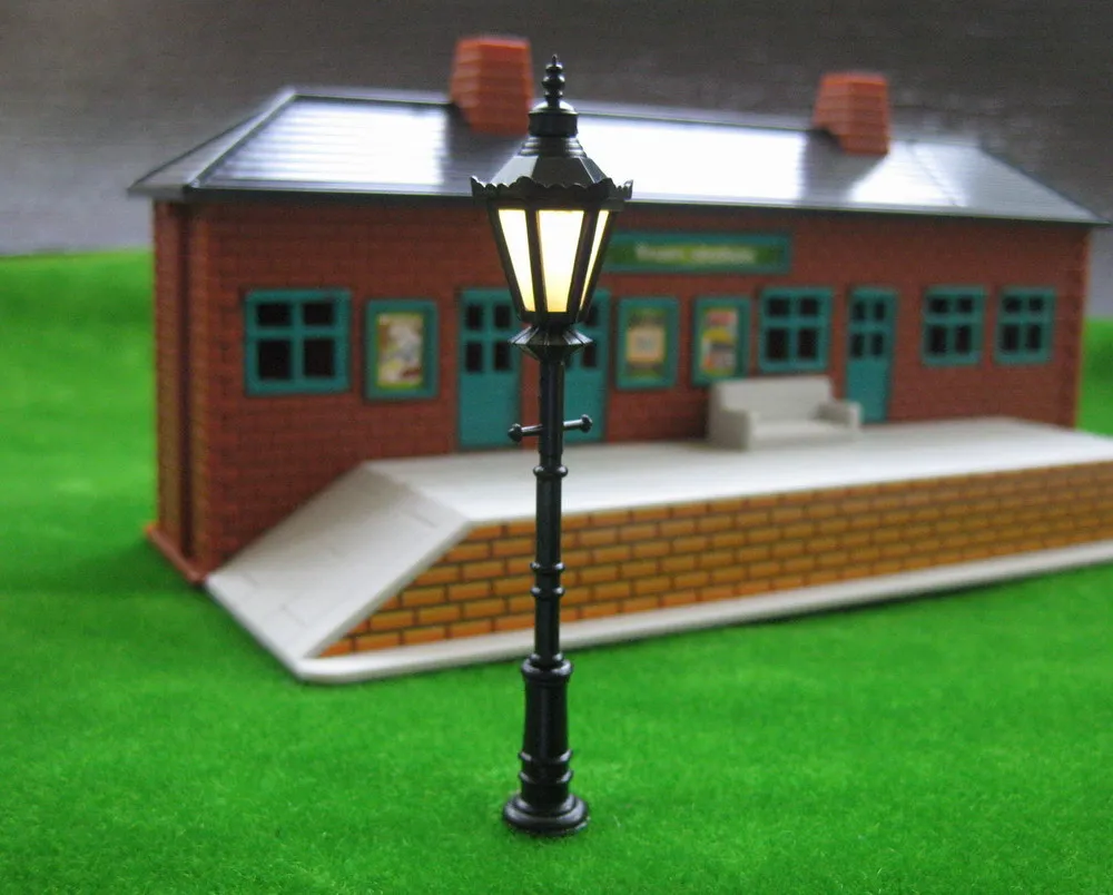 LNH08 Model Railway Led Lamppost Lamps Street Lights O Scale 8.5cm 12V