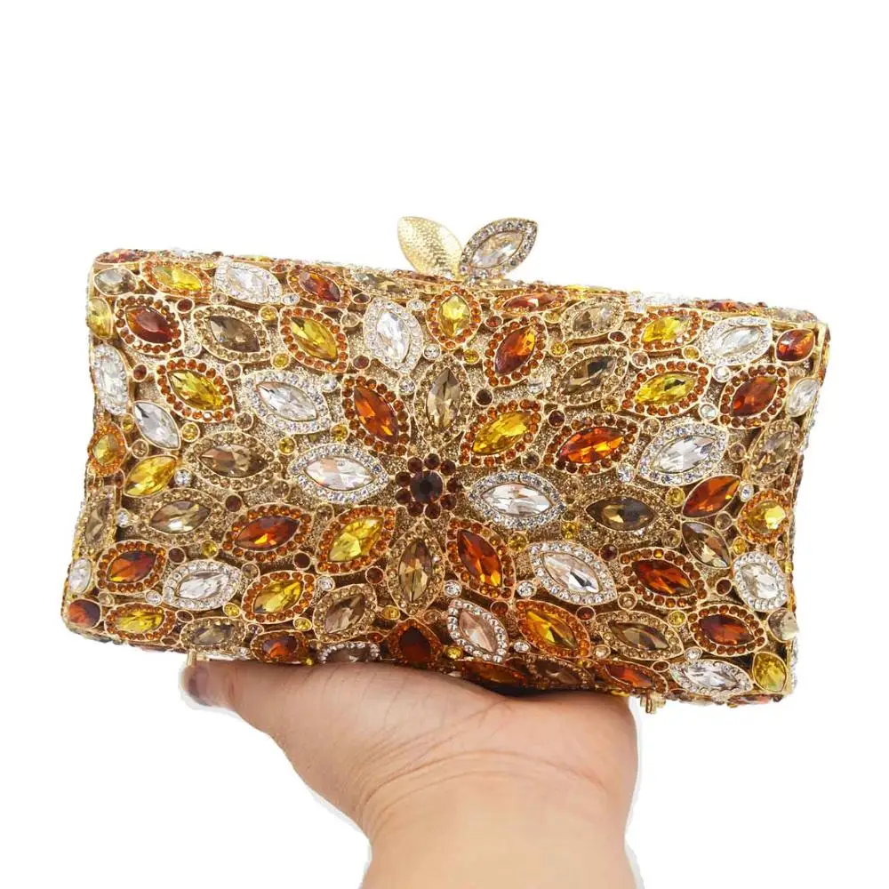 

Boutique Cobblestone Inlay Ladies Bags Hollow Out Metal Glitter Handbags Wedding Diamond Purse Bridal Party Clutch