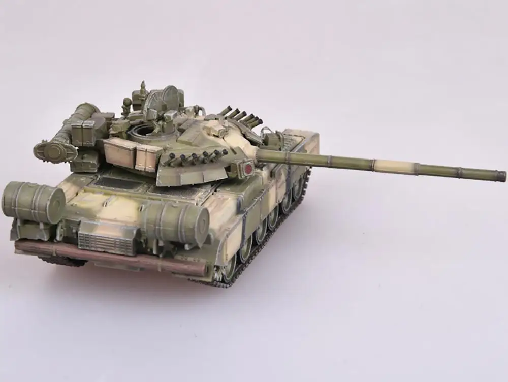 Российский армейский T-80UK главный боевой танк 1/72 Готовая модель танка