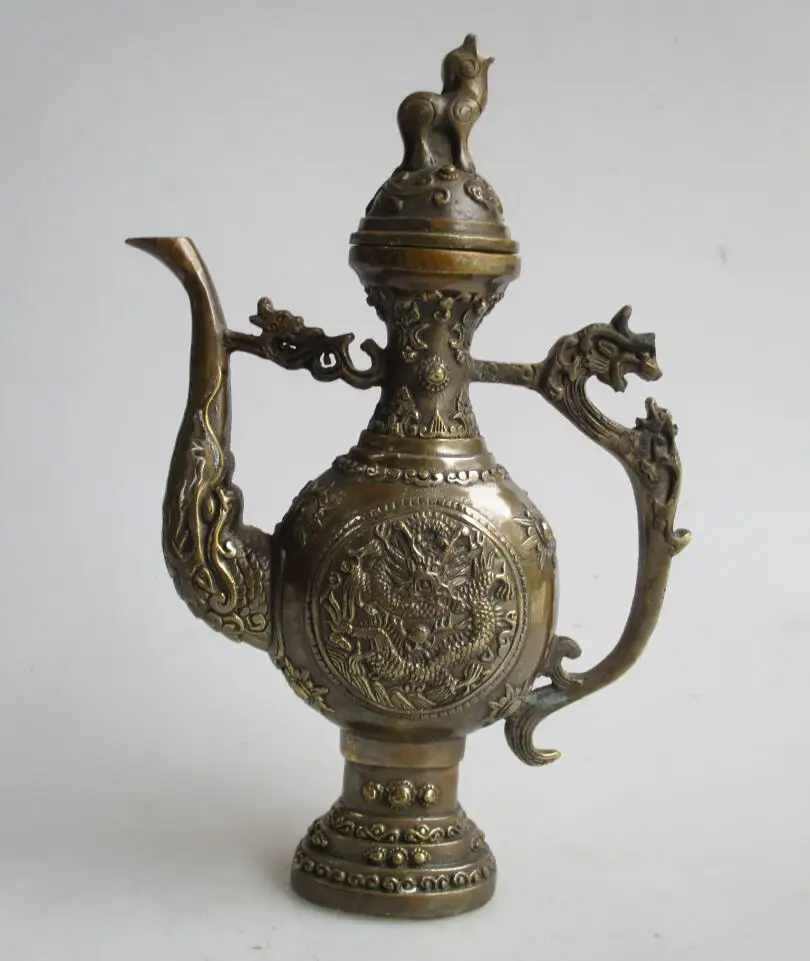 

Collectible Decorated Chinese Old Handwork Copper Carved Dragon Tea pot/Flagon