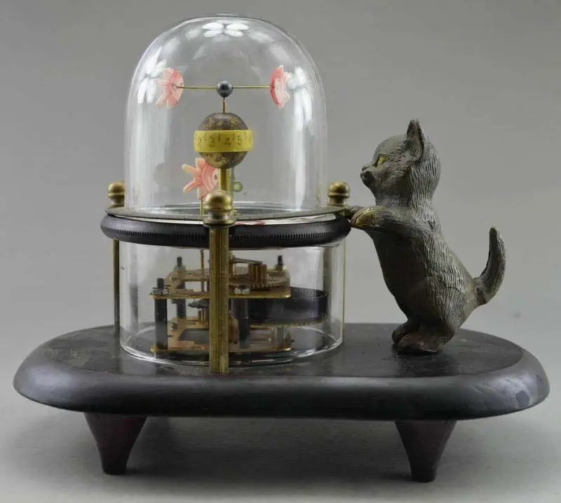

Collectible Decorated Handwork Copper Carved Cat Fish Mechanical Table Clock