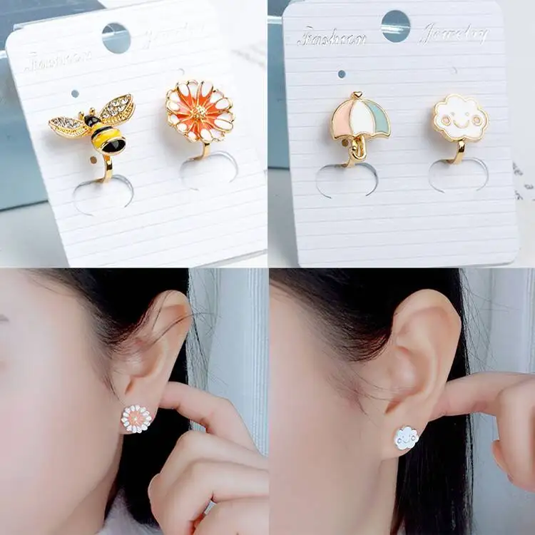 A Set of 2 Pairs Korea Style Animal Insect No Hole Earring Simple Charms Clip on Earrings for Children Students Jewelry Gifts 