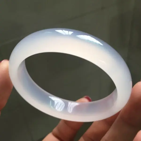 

Natural Brazilian white chalcedony flat white jadeite blessing bracelet ice species