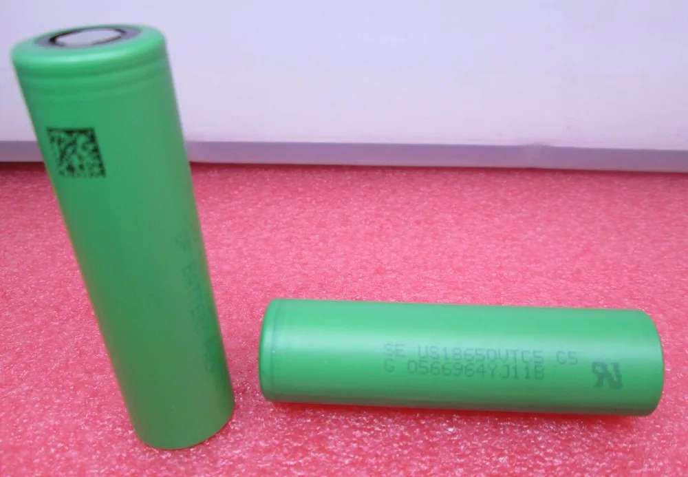 

HOT NEW US18650VTC5 US 18650 VTC5 2600 mah high ratio power battery for electronic cigarettes can be 30 a discharge