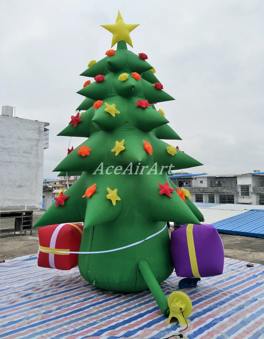 По индивидуальному заказу 4,5 m спортивные шлепки с Рождественские украшения Надувное дерево с подарочными коробками