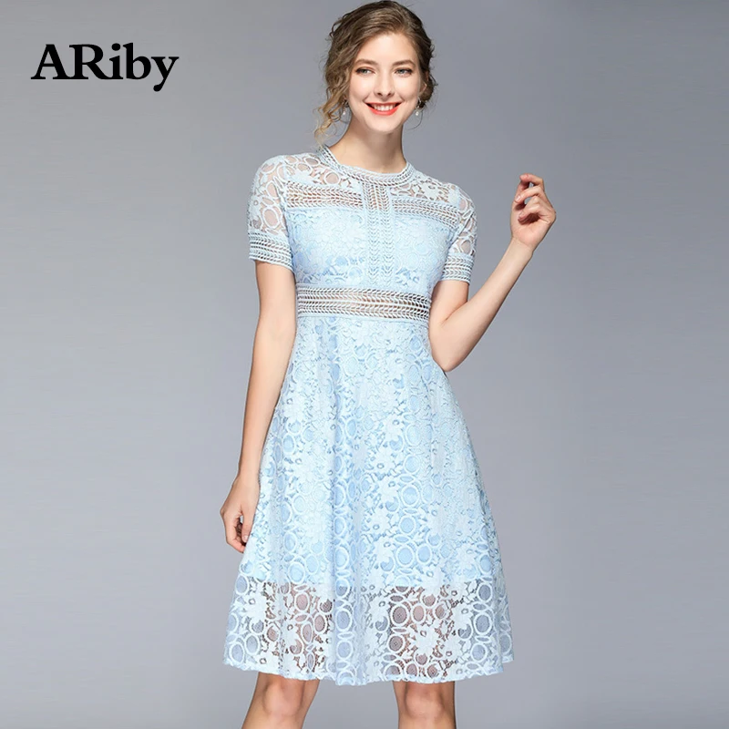 

Women Dresses 2019 Summer New Fashion Office Lady Elegant Lace Hollow Out Solid Blue Short Sleeve Slimming O-Neck A-Line Dress