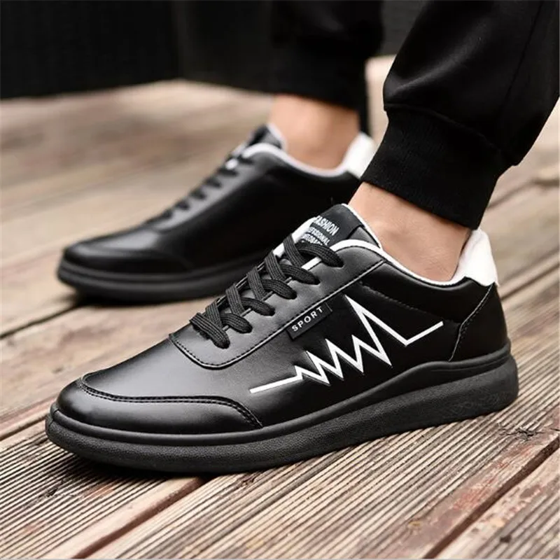 New 2019 Spring Summer Canvas Shoes Men Sneakers Low top Black Shoes Men's Casual Shoes Male Brand Fashion Sneakers
