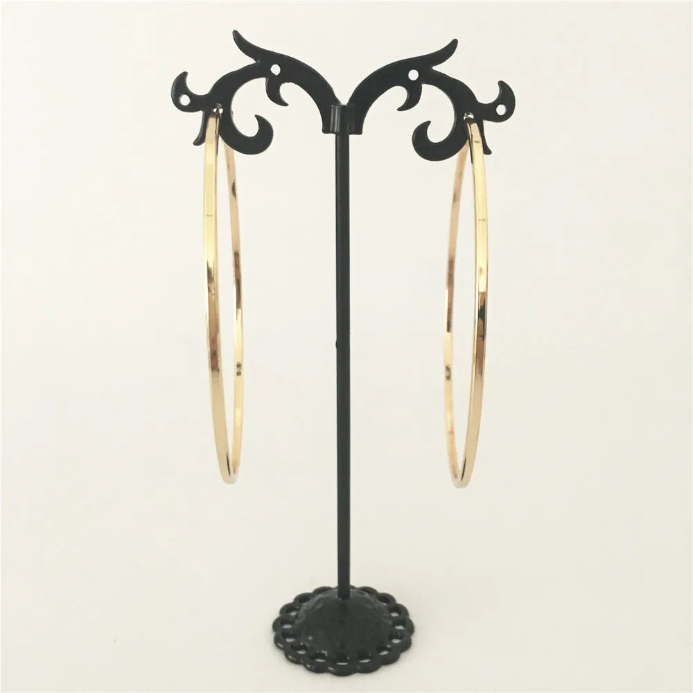 

CASUAL GOLD OR SILVER COLOR PLATING BIG SIZE HOOP EARRINGS FOR WOMEN