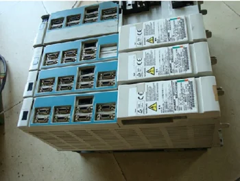 

MDS-B-V2-1005 AC SERVO DRIVE 2AXIS 1.0/0.5KW used in good condition