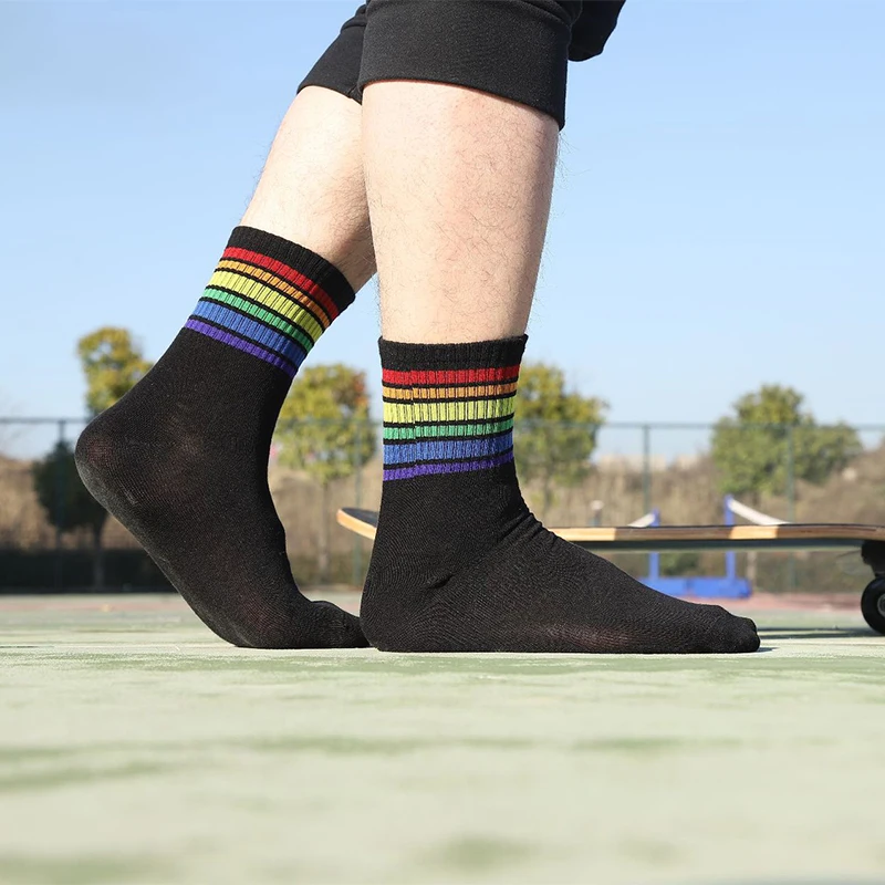 Morematch 1 пара мужские носки радужные полосатые хлопковые носки тренд Уличный Скейтборд Мужские носки s Черный Белый 2 цвета на выбор