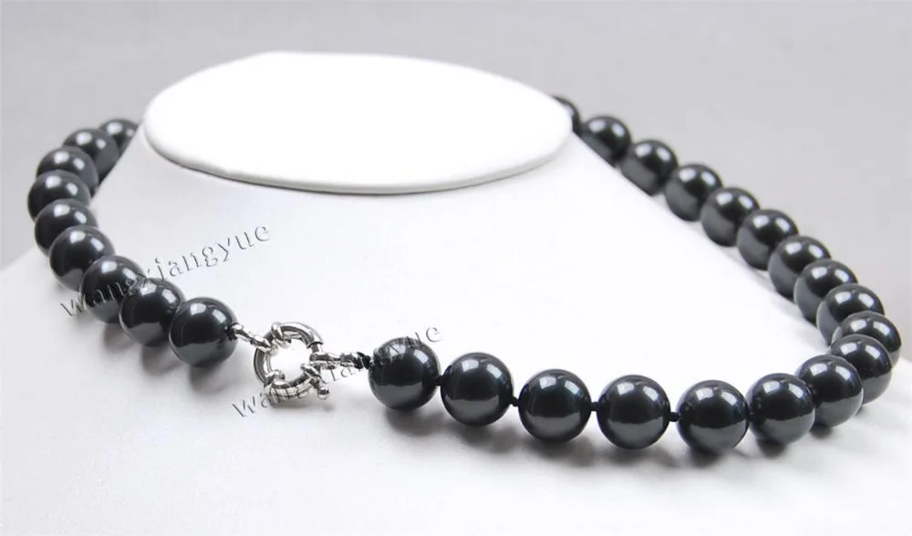 

FREE SHIPPING **** 12mm Black Sea Shell Pearl Necklace AAA+