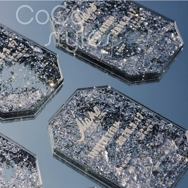  Cocostyles custom geometric modeling lucid acrylic invitation card with shimmering powder design fo - 32869580888