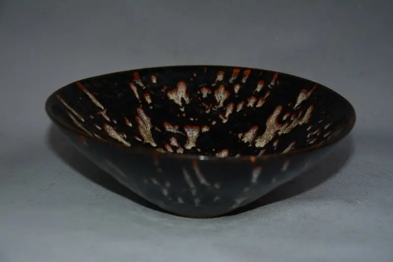 

Rare Song Dynasty(961--1275) porcelain Flowers glaze bowl, best collection & adornment, Free shipping